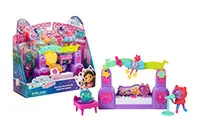 GABBYS-DH-MOVIE-MUSIC-STORY-SET-08535